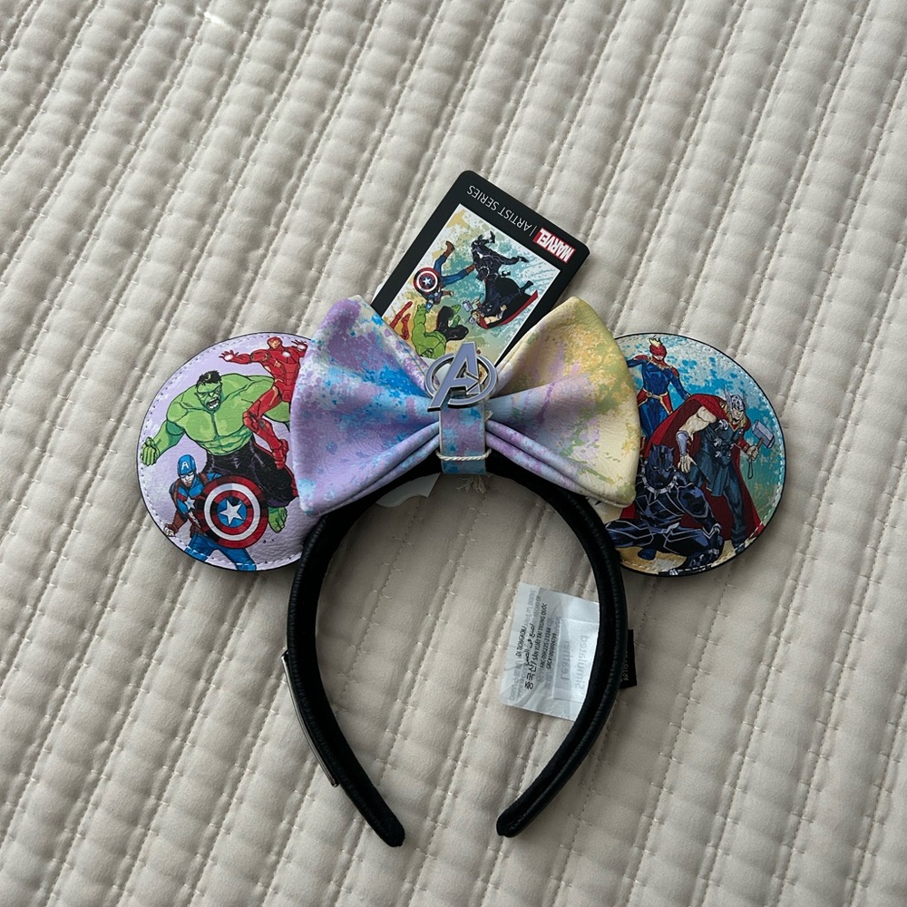NWT Disney Parks Marvel Loungefly Artist Series Ears
Headband Removal Bow